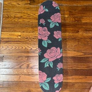 Roses Skateboard